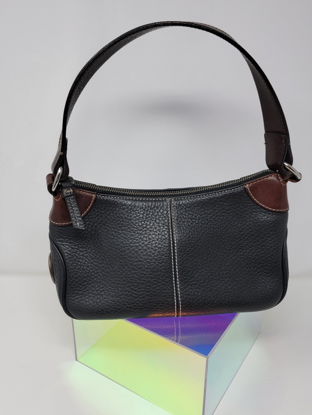 VINTAGE Y2K DOONEY& BOURKE All Weather Leather 2 "Baguette Bag"